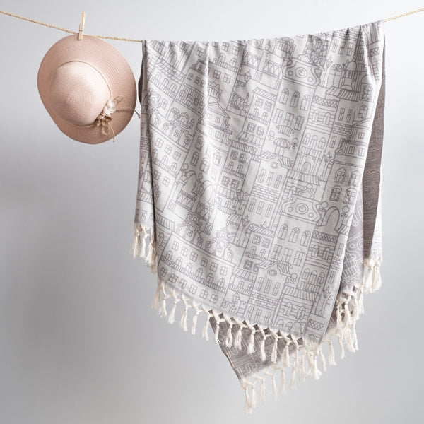 Pink hat and Pados Turkish cotton towel on the rope Urban Pera